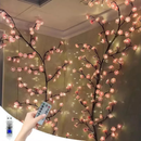 Luminárias de parede FloraVine™ com desenho de trepadeira floral